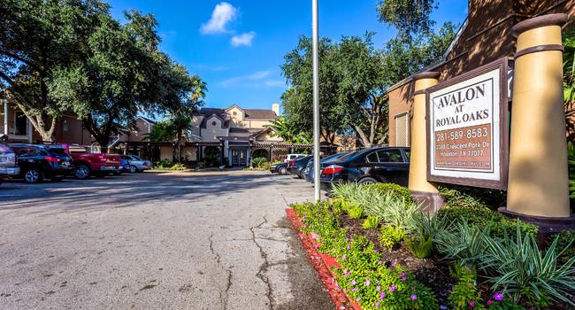 Avalon at Royal Oaks-Multifamily Investment