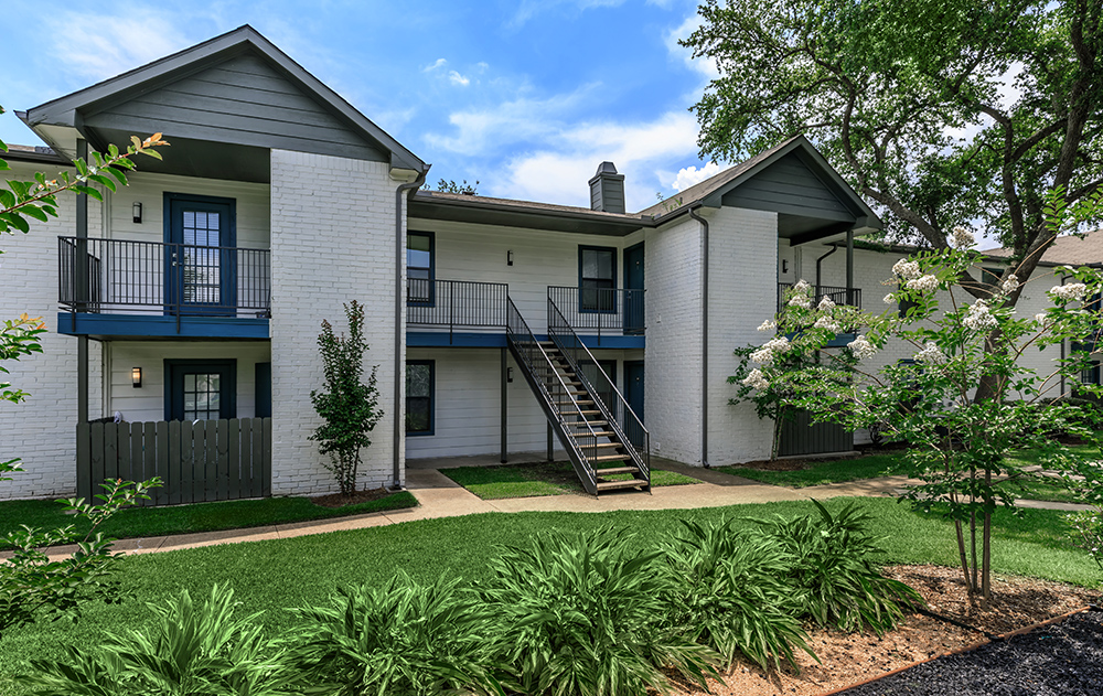 Pineforest Apartments-Multifamily Investment