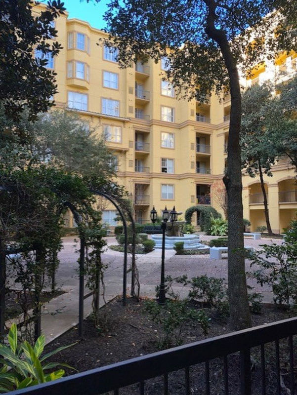 Lucciola Midtown, Houston, TX